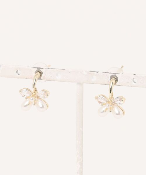 Burner(バーナー)の「【CHI SELECT】蝶々 パール デザイン ピアス chi-pierce-00722 N【GBT】(ピアス(両耳用)・レディース・シルバー/ゴールド・FREE)」の9枚目の写真