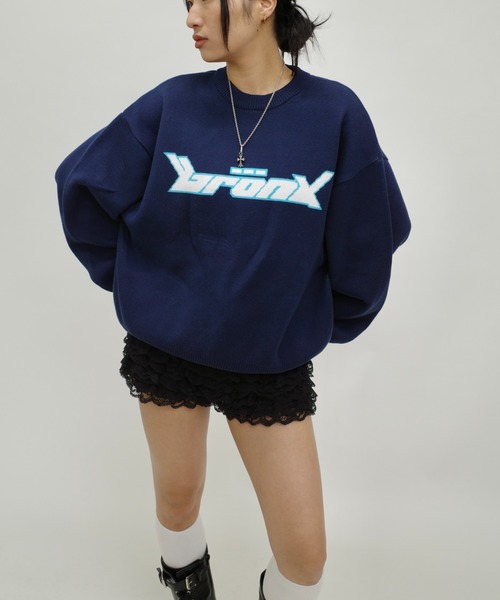 WHO'S WHO gallery(フーズフーギャラリー)の「【UNISEX/ユニセックス】BRONXジャガードロゴニット(ニット/セーター・レディース・ライトグレー/ネイビー/アイボリー/ブラック/チャコールグレー・MEDIUM/LARGE/X-LARGE)」の5枚目の写真