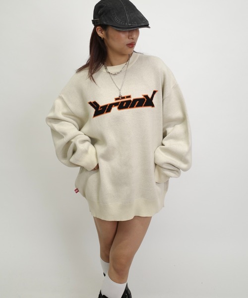 WHO'S WHO gallery(フーズフーギャラリー)の「【UNISEX/ユニセックス】BRONXジャガードロゴニット(ニット/セーター・レディース・ライトグレー/ネイビー/アイボリー/ブラック/チャコールグレー・MEDIUM/LARGE/X-LARGE)」の2枚目の写真