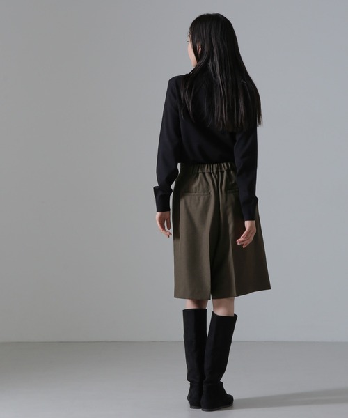 NANO universe(ナノユニバース)の「センタープレスタックショートパンツ(セットアップ可)(その他パンツ・レディース・ライトベージュ/ブラック/ブラウン・FREE)」の15枚目の写真