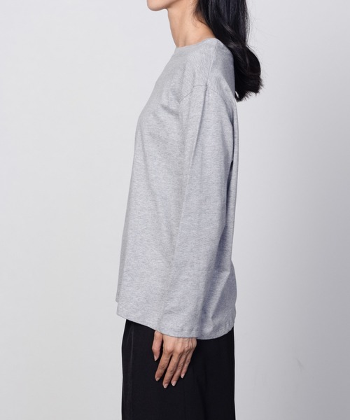 NAVY(ネイビー)の「nAvy ベーシック長袖Tシャツ ロンT 綿100%(Tシャツ/カットソー・レディース・オフホワイト/杢グレー/チャコールグレー/ブラック・M/L)」の21枚目の写真