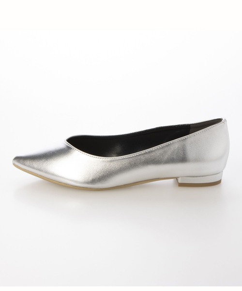 Fin（フィン）の「Vカットフラットシューズ【低反発スポンジ入り】（パンプス・レディース・ブラック/シルバー/ゴールド/パイソン・22.5cm/23cm/23.5cm/24cm/24.5cm）」の5枚目の写真
