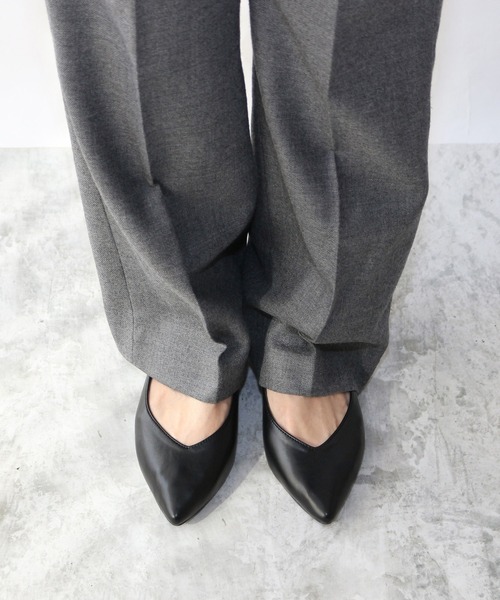 Fin（フィン）の「Vカットフラットシューズ【低反発スポンジ入り】（パンプス・レディース・ブラック/シルバー/ゴールド/パイソン・22.5cm/23cm/23.5cm/24cm/24.5cm）」の11枚目の写真