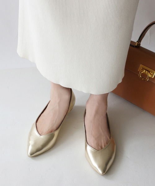 セール】Vカットフラットシューズ【低反発スポンジ入り】（パンプス