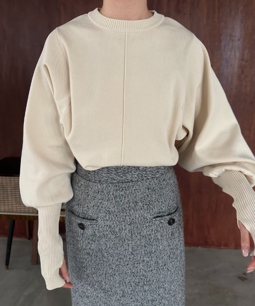 lawgy(ラウジー)の「accent cuffs dolman sleeve knit / アクセントカフスドルマンスリーブニット(ニット/セーター・レディース・アイボリー/チャコール・FREE)」の10枚目の写真