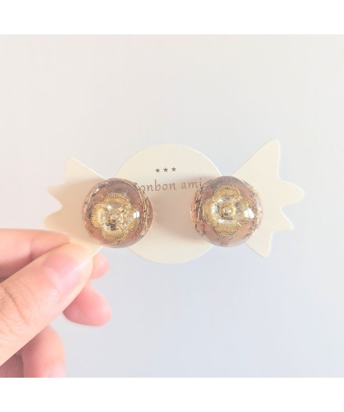 tone(トーン)の「【hazeleyes】ガラス風の丸型・大粒ヴィンテージイヤリング(MA)(イヤリング・レディース・レッド系その他/グリーン/ブラウン/ゴールド系その他/イエロー・FREE)」の6枚目の写真