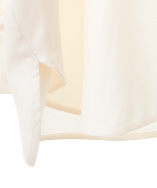 Tiara（ティアラ）の「タックドルマンスリーブブラウス（セットアップ可）（シャツ/ブラウス・レディース・ベージュ/ネイビー/オフホワイト/ブラック・FREE）」の15枚目の写真