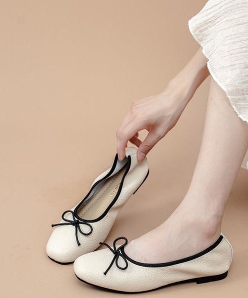 SHEPP(シープ)の「リボン付きフラットシューズ(バレエシューズ・レディース・ブラック/アイボリー・L/S/M)」の7枚目の写真