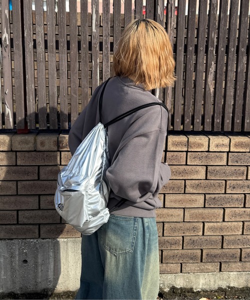 sedacle（セダクル）の「ショルダーボタンスウェット（スウェット・メンズ・チャコールグレー/グレー/アイボリー・LARGE/MEDIUM/SMALL）」の10枚目の写真