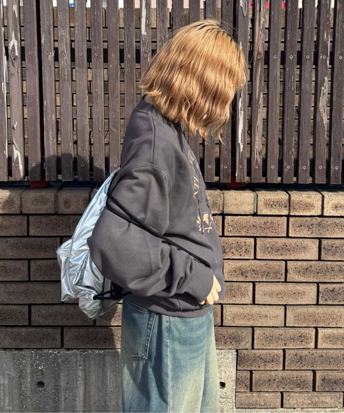 sedacle（セダクル）の「ショルダーボタンスウェット（スウェット・メンズ・チャコールグレー/グレー/アイボリー・LARGE/MEDIUM/SMALL）」の11枚目の写真