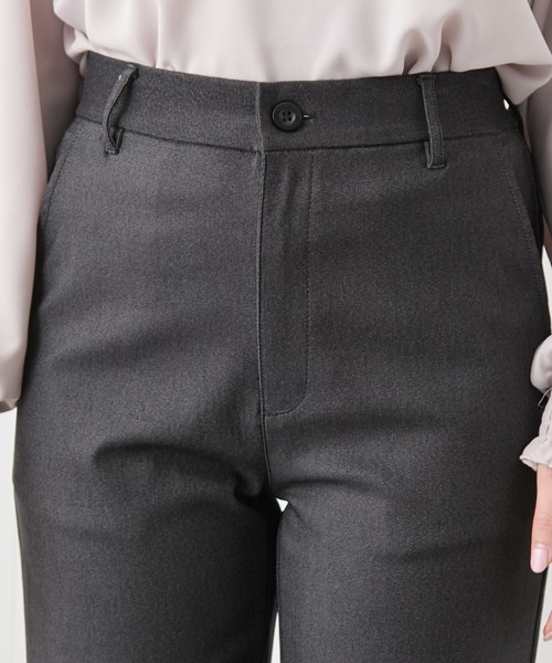 Jayro(ジャイロ)の「後ギャザーテーパードパンツ(その他パンツ・レディース・ブラック/ネイビー・M)」の20枚目の写真