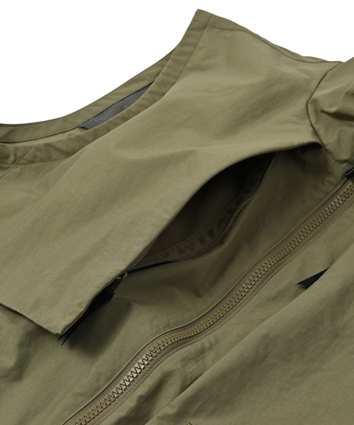 MARMOT(マーモット)の「Marmot/マーモット ラスライトベスト Lus Light Vest(ベスト・メンズ・カーキ/ブラック・L/M)」の3枚目の写真