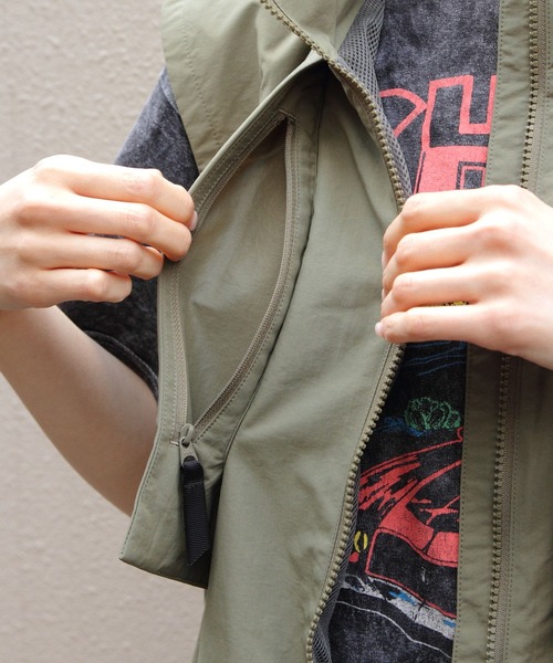 MARMOT(マーモット)の「Marmot/マーモット ラスライトベスト Lus Light Vest(ベスト・メンズ・カーキ/ブラック・L/M)」の16枚目の写真