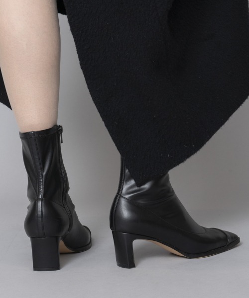 LE VERNIS（ル・ベルニ）の「LE VERNIS(ル・ベルニ)Skinny short boots（ブーツ・レディース・ブラック/ホワイト/ダークブラウン・24.5/24/23.5/23）」の11枚目の写真