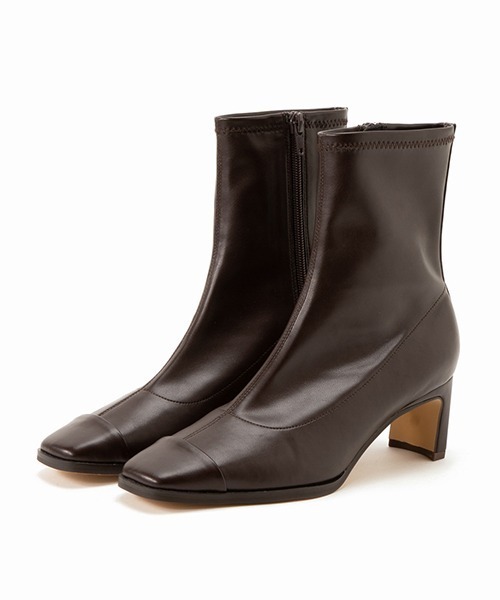 LE VERNIS（ル・ベルニ）の「LE VERNIS(ル・ベルニ)Skinny short boots（ブーツ・レディース・ブラック/ホワイト/ダークブラウン・24.5/24/23.5/23）」の15枚目の写真