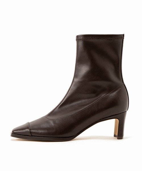 LE VERNIS（ル・ベルニ）の「LE VERNIS(ル・ベルニ)Skinny short boots（ブーツ・レディース・ブラック/ホワイト/ダークブラウン・24.5/24/23.5/23）」の16枚目の写真