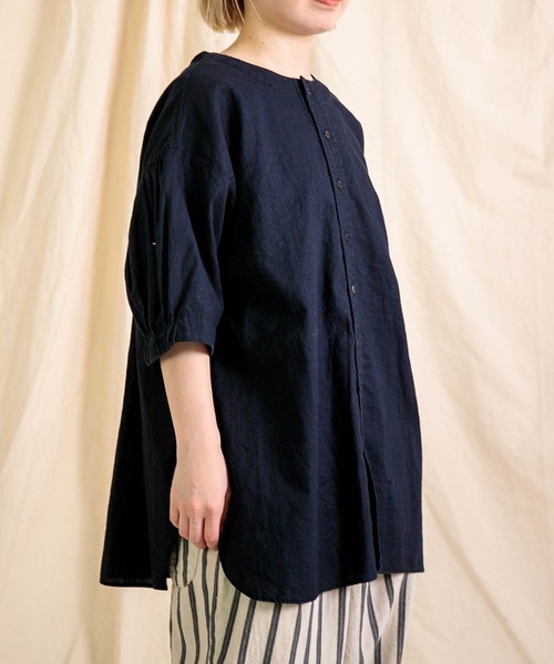 Brocante（ブロカント）の「[Brocante / ブロカント] 綿麻シーチング サローシャツ（シャツ/ブラウス・レディース・チャコールグレー/ネイビー/ホワイト/アイボリー・2）」の14枚目の写真