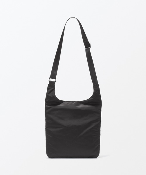 MUJI Labo(ムジラボ)の「〔MUJI Labo〕ナイロンショルダーバッグ(ショルダーバッグ・メンズ・カーキ系/ブラック・FREE)」の3枚目の写真