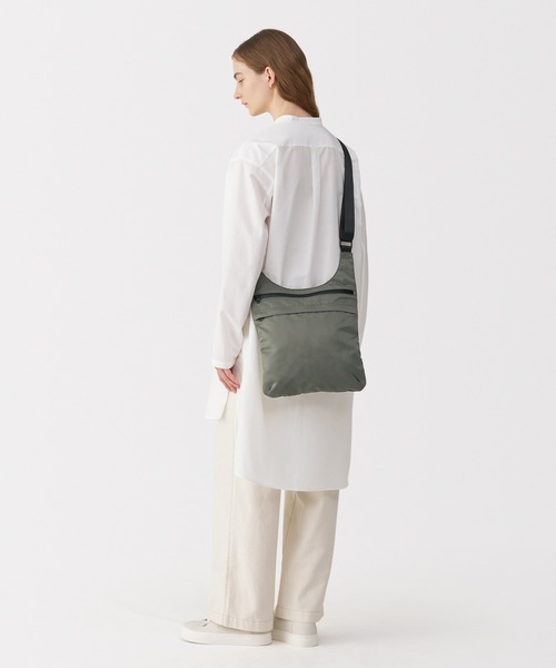 MUJI Labo(ムジラボ)の「〔MUJI Labo〕ナイロンショルダーバッグ(ショルダーバッグ・メンズ・カーキ系/ブラック・FREE)」の21枚目の写真