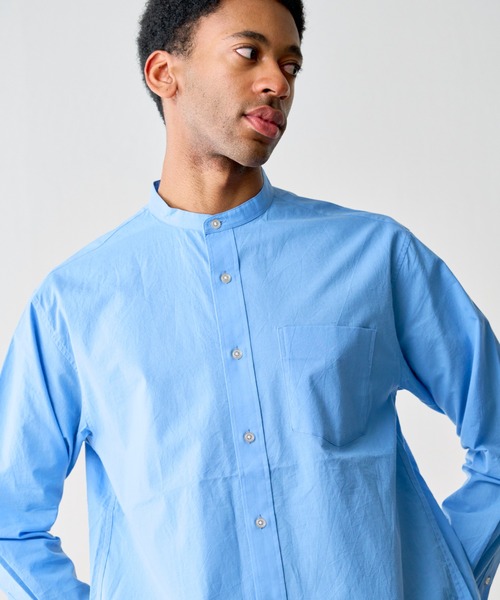 COLONY 2139（コロニートゥーワンスリーナイン）の「ハイクールコットンバンドカラーシャツ（シャツ/ブラウス・メンズ・ホワイト/サックスブルー/オフホワイト・MEDIUM/LARGE/SMALL）」の14枚目の写真