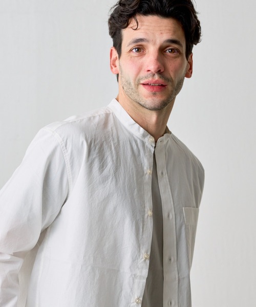 COLONY 2139（コロニートゥーワンスリーナイン）の「ハイクールコットンバンドカラーシャツ（シャツ/ブラウス・メンズ・ホワイト/サックスブルー/オフホワイト・MEDIUM/LARGE/SMALL）」の6枚目の写真