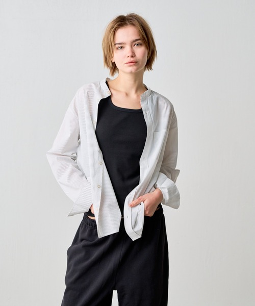 COLONY 2139（コロニートゥーワンスリーナイン）の「ハイクールコットンバンドカラーシャツ（シャツ/ブラウス・メンズ・ホワイト/サックスブルー/オフホワイト・MEDIUM/LARGE/SMALL）」の10枚目の写真