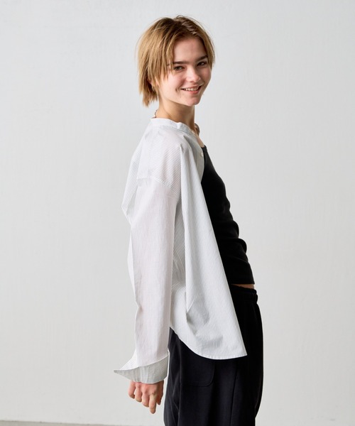 COLONY 2139（コロニートゥーワンスリーナイン）の「ハイクールコットンバンドカラーシャツ（シャツ/ブラウス・メンズ・ホワイト/サックスブルー/オフホワイト・MEDIUM/LARGE/SMALL）」の11枚目の写真