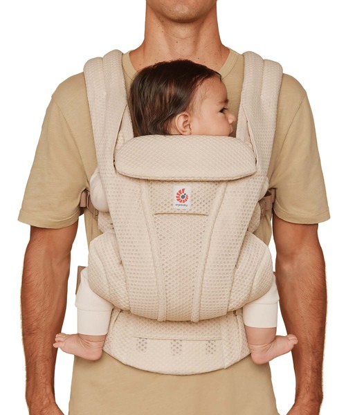 DADWAY（ダッドウェイ）の「【Ergobaby】OMNI Deluxe Mesh（抱っこ紐/ベルトカバー/スリング・キッズ・ネイビー/ベージュ/オリーブ/チャコールグレー/グレー/ブラック/ライトブルー・ONE SIZE）」の4枚目の写真