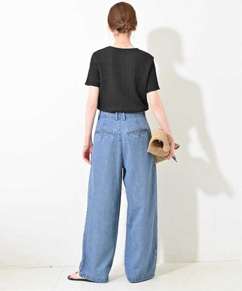 SLOBE IENA（スローブイエナ）の「《4サイズ展開》LEDENIM TUCK TROUSERデニム（デニムパンツ・レディース・ブルー・34/36/38/40）」の15枚目の写真