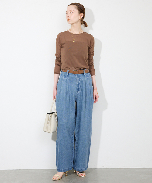 SLOBE IENA（スローブイエナ）の「《4サイズ展開》LEDENIM TUCK TROUSERデニム（デニムパンツ・レディース・ブルー・34/36/38/40）」の21枚目の写真
