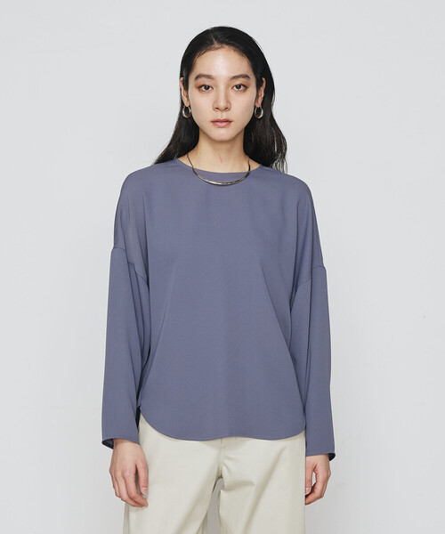 COMME CA（コムサ）の「ダブルクロスライト プルオーバーブラウス（シャツ/ブラウス・レディース・チャコール/アイボリー・FREE）」の9枚目の写真