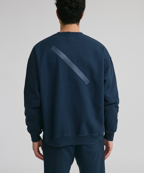 Saturdays NYC(サタデーズ ニューヨークシティ )の「BOWERY G-DYED SLASH SWEATSHIRT(Tシャツ/カットソー・メンズ・ブラック/オフホワイト/ブルー・L/M/S)」の2枚目の写真