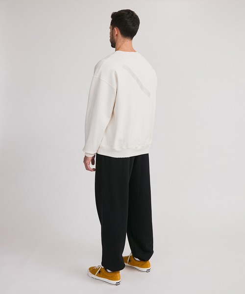 Saturdays NYC(サタデーズ ニューヨークシティ )の「BOWERY G-DYED SLASH SWEATSHIRT(Tシャツ/カットソー・メンズ・ブラック/オフホワイト/ブルー・L/M/S)」の6枚目の写真