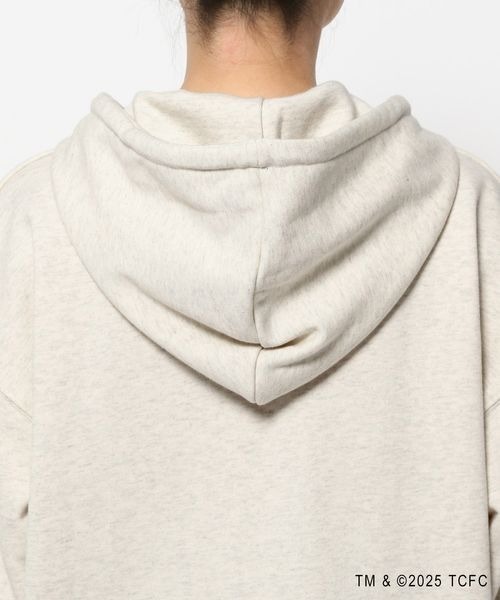 PAGEBOY（ページボーイ）の「【ケアベア×PAGEBOY】シシュウZIPパーカー（パーカー・レディース・ベージュ系その他/グレー・FREE）」の4枚目の写真