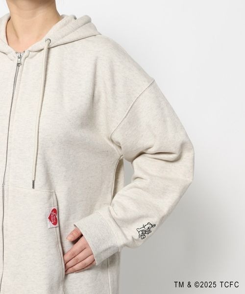 PAGEBOY（ページボーイ）の「【ケアベア×PAGEBOY】シシュウZIPパーカー（パーカー・レディース・ベージュ系その他/グレー・FREE）」の5枚目の写真