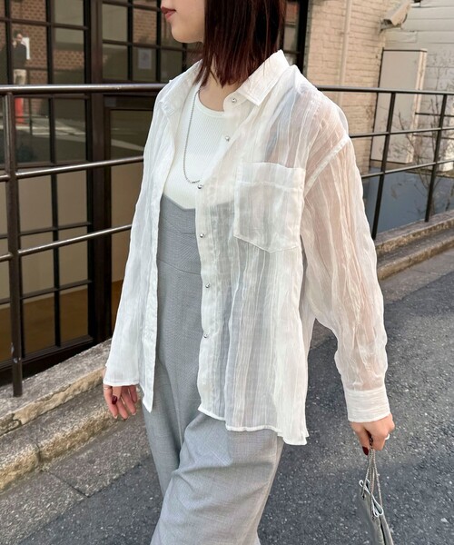 fredy emue（フレディエミュ）の「チェック柄シアーシャツ（シャツ/ブラウス・レディース・ホワイト系その他/グリーン系その他/ブラック系その他/グレー系その他・38）」の2枚目の写真