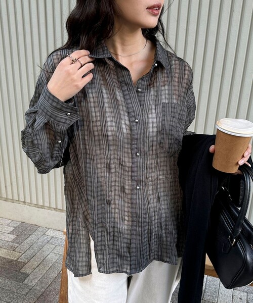 fredy emue（フレディエミュ）の「チェック柄シアーシャツ（シャツ/ブラウス・レディース・ホワイト系その他/グリーン系その他/ブラック系その他/グレー系その他・38）」の6枚目の写真