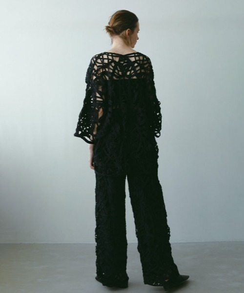 ETRE TOKYO(エトレトウキョウ)の「ブレードパターンパンツ(その他パンツ・レディース・オフホワイト/ネイビー・S/M)」の18枚目の写真