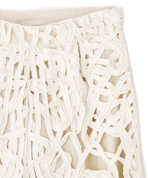 ETRE TOKYO(エトレトウキョウ)の「ブレードパターンパンツ(その他パンツ・レディース・オフホワイト/ネイビー・S/M)」の8枚目の写真