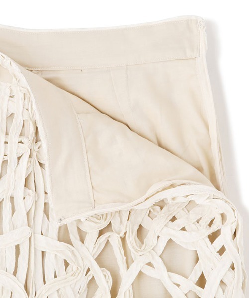 ETRE TOKYO(エトレトウキョウ)の「ブレードパターンパンツ(その他パンツ・レディース・オフホワイト/ネイビー・S/M)」の7枚目の写真