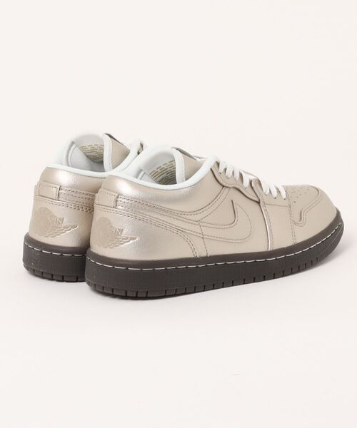 セール】NIKE WMNS AIR JORDAN 1 LOW SE HQ3529-099（スニーカー