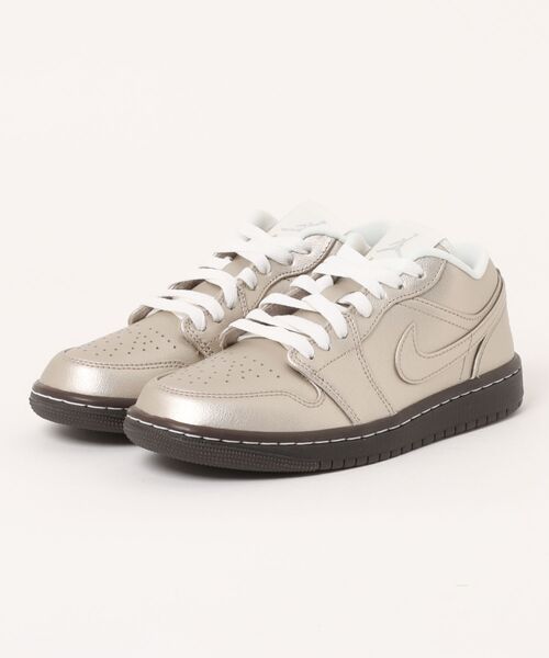 【関税込み】Nike Jordan ローカットスニーカー NIKE(ナイキ) Women's Air Jordan 1 Low SE Metallic Zinc
