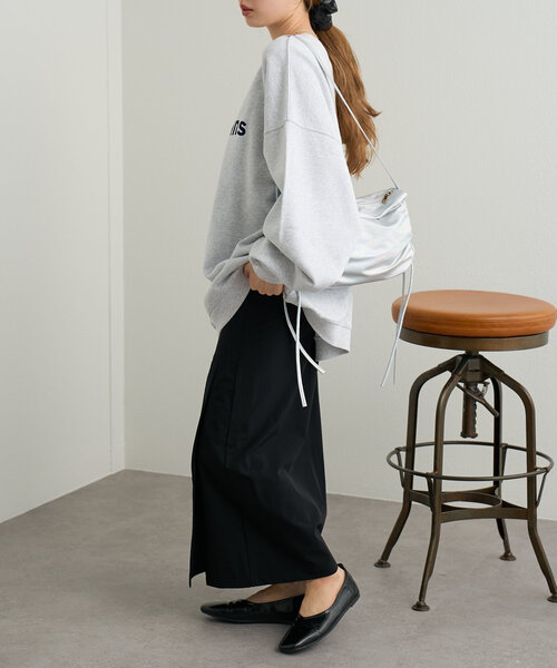 Kastane(カスタネ)の「【4色展開】B 8GARDEN 刺繍スウェット(スウェット・レディース・グレー/アイボリー/ピンク/ネイビー・FREE)」の11枚目の写真