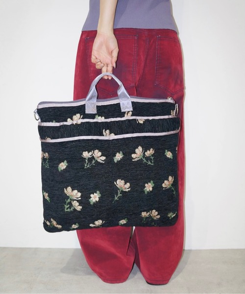 musubore(ムスボレ)の「jacquard helmet bag / ジャガードヘルメットバッグ(トートバッグ・レディース・ブラック/グレー・FREE)」の15枚目の写真