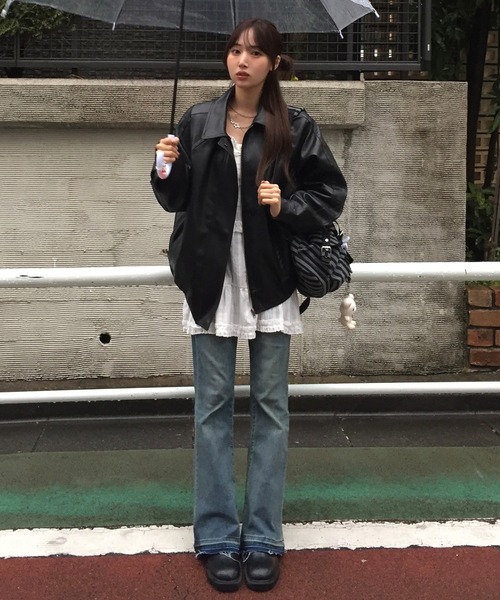 AEAE★韓国★人気★RAW EDGE FLARE JEANS 2色 セール】RAW EDGE FLARE JEANS（その他パンツ）｜aeae