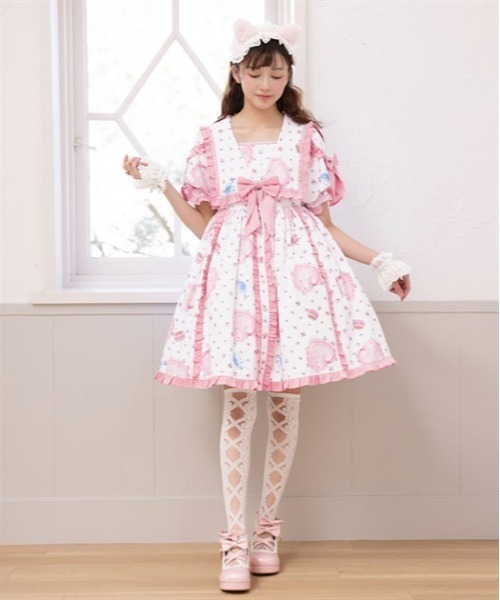 Chalmiere（シャルミエール）の「ハッピードリームキティワンピ