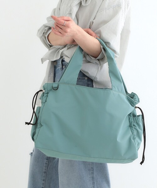 SHOO・LA・RUE(シューラルー)の「【撥水】サイドドロストトートバッグ(トートバッグ・レディース・ブラック/グリーン/ライトベージュ・00)」の1枚目の写真