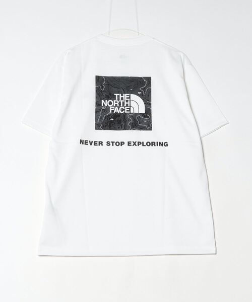 THE NORTH FACE(ザノースフェイス)の「ザ・ノースフェイス / ショートスリーブバックスクエアトラバースロゴティー NT32543(メンズ)(Tシャツ/カットソー・メンズ・ブラック系その他/ホワイト系その他/ベージュ系その他/グリーン系その他/グリーン系その他2・MEDIUM/LARGE/X-LARGE)」の9枚目の写真