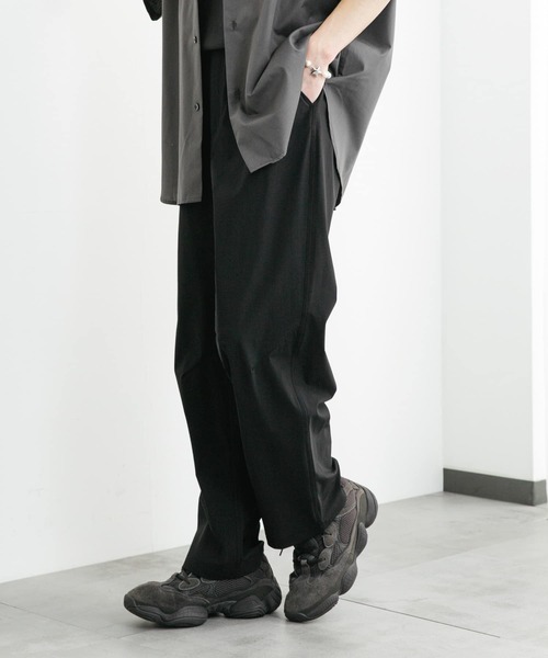 SENSE OF PLACE by URBAN RESEARCH（センスオブプレイスバイアーバンリサーチ）の「4WAYストレッチウェビングベルトパンツ（その他パンツ・メンズ・ブラック/チャコールグレー/ライトカーキ・MEDIUM/LARGE）」の8枚目の写真