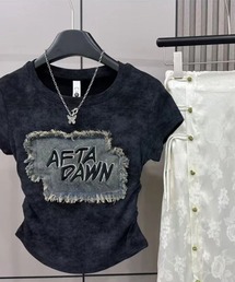 LETee（レティー）の「デニムワッペン　サイドシャーリングトップス（Tシャツ/カットソー）」